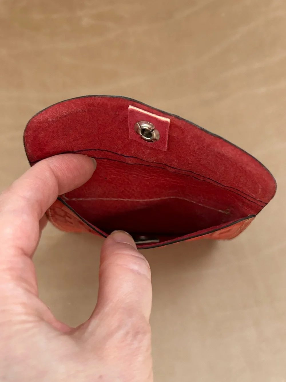 Hand Tooled Mexico Coral Leather Card Coin Case Holder NWOT